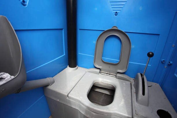 Best Porta potty rental near me  in East Chicago, IN